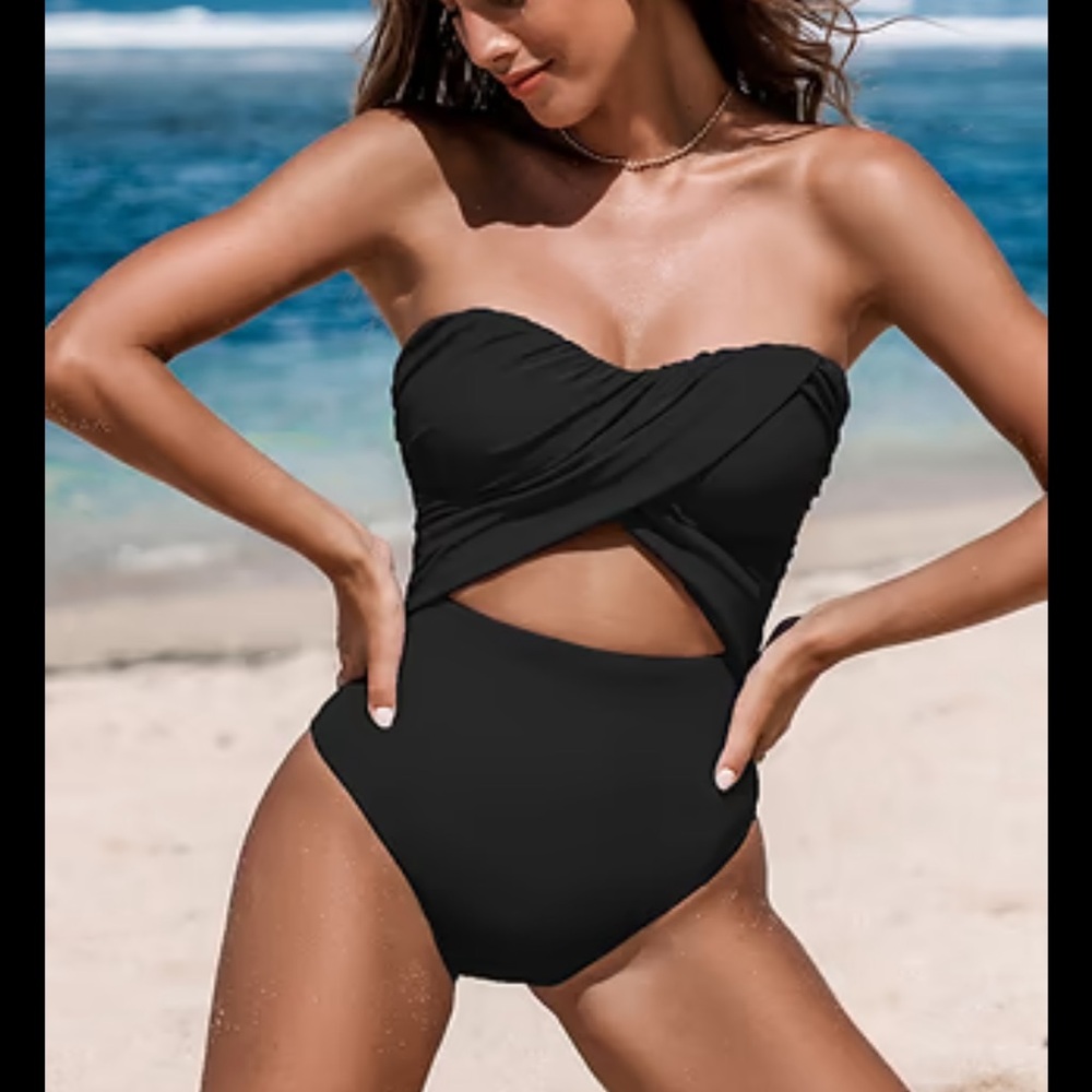 Cupshe Black One-Piece Swimsuit